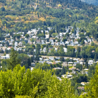 Navigating the Market With a Real Estate Agent in the Kootenays